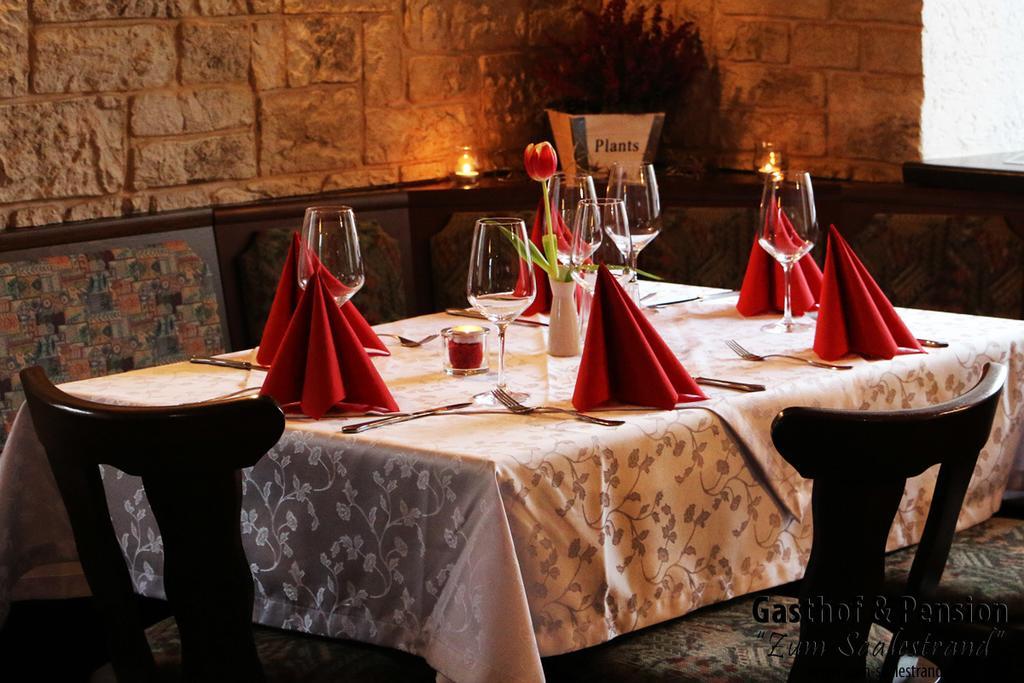 Gasthof & Pension Zum Saalestrand Bad Dürrenberg エクステリア 写真